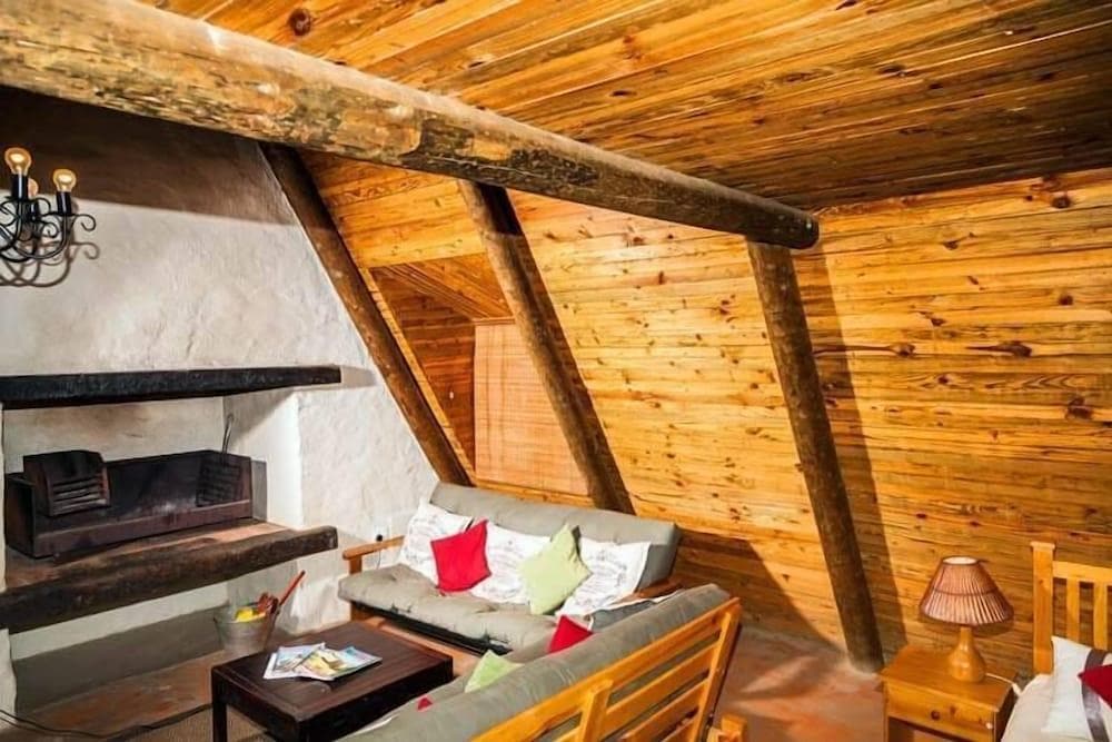 Dwarsberg Trout Hideaway