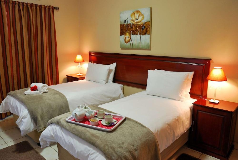 The Oval Guesthouse