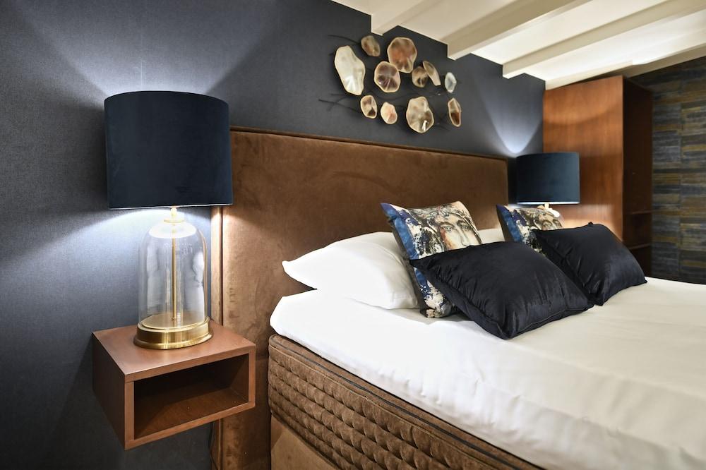 Hotel Suites Wilma J