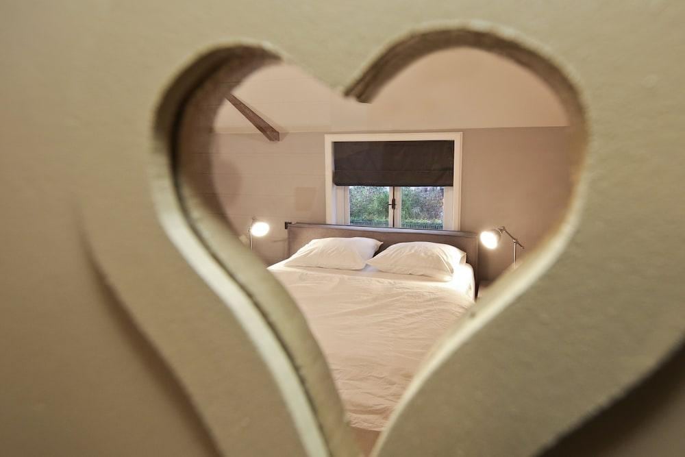 Hotel Suites Wilma J