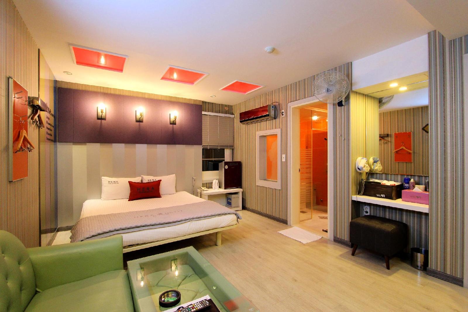 Hera Hotel