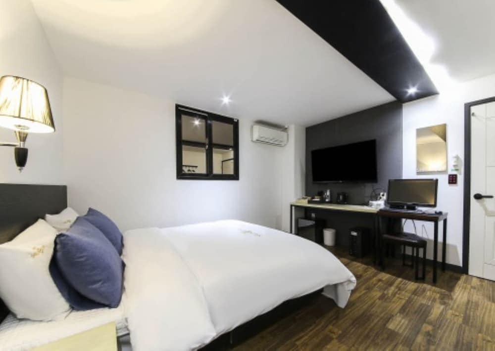 Shilla E Stay Motel