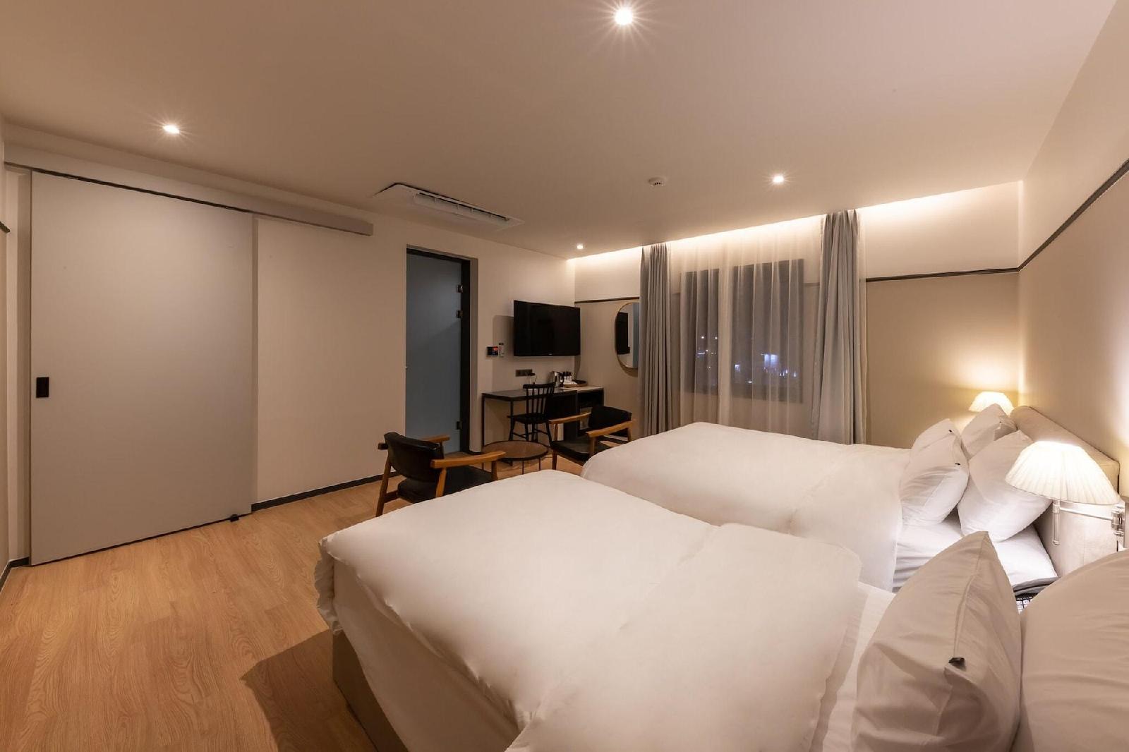 Browndot Hotel