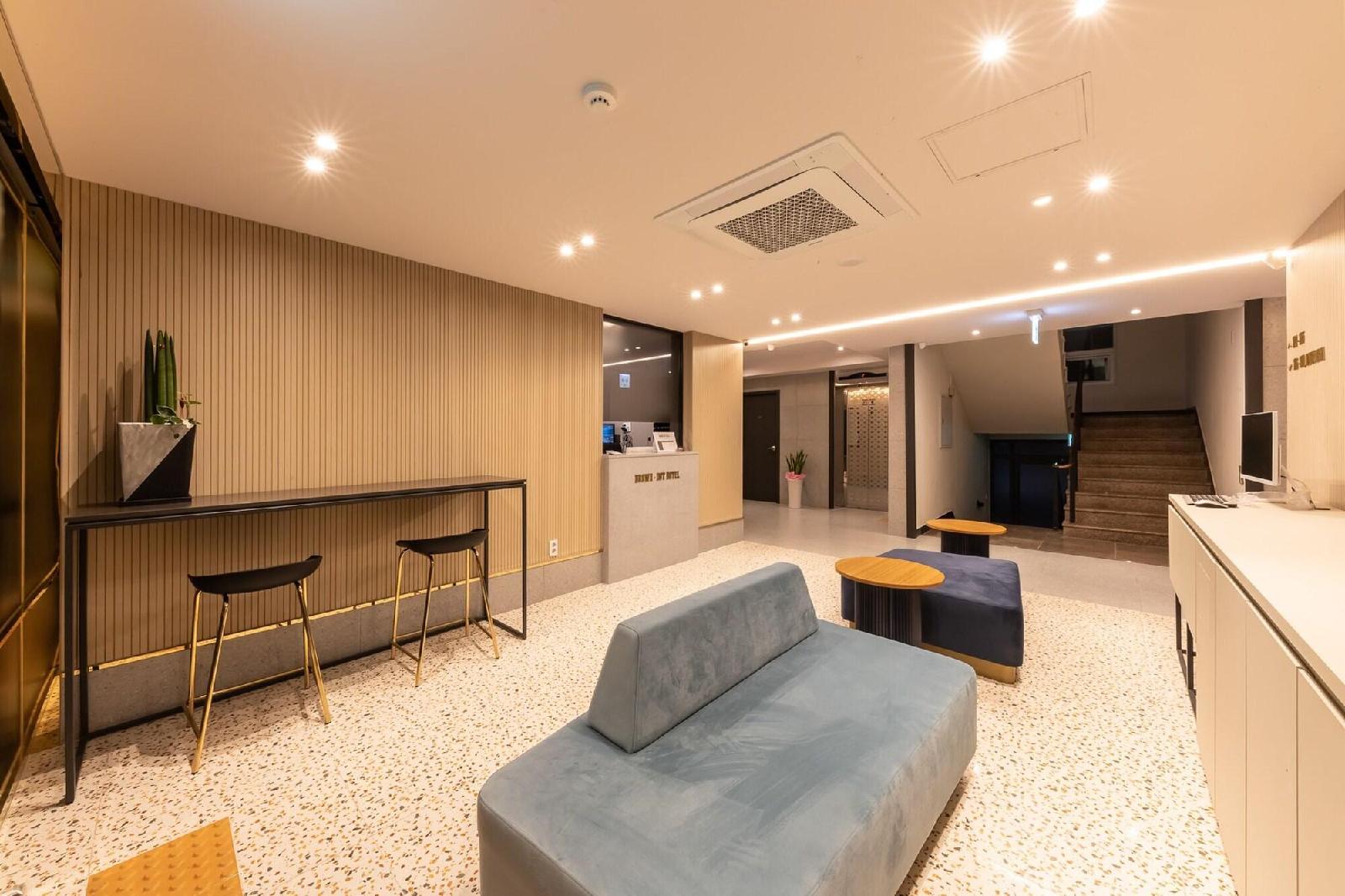 Browndot Hotel