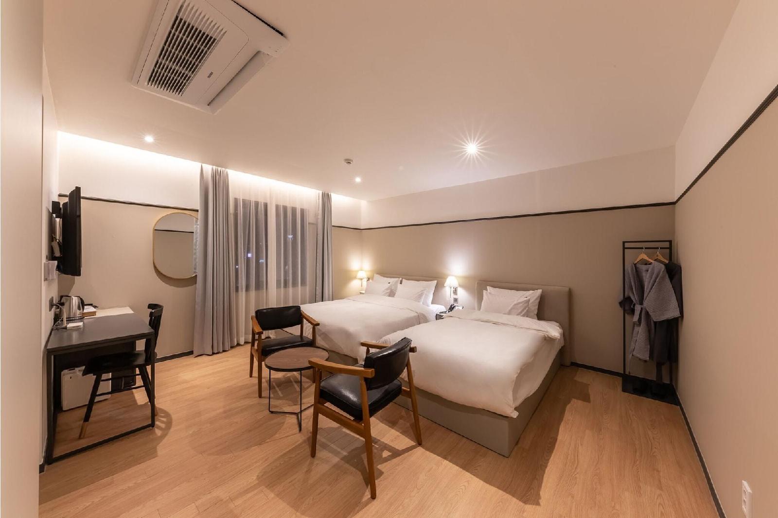 Browndot Hotel