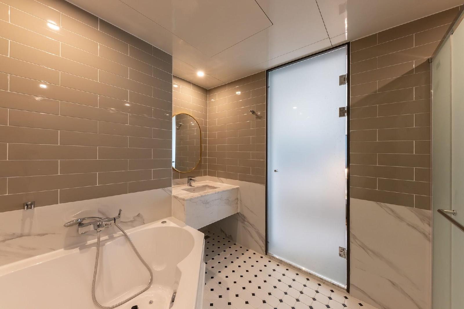 Browndot Hotel
