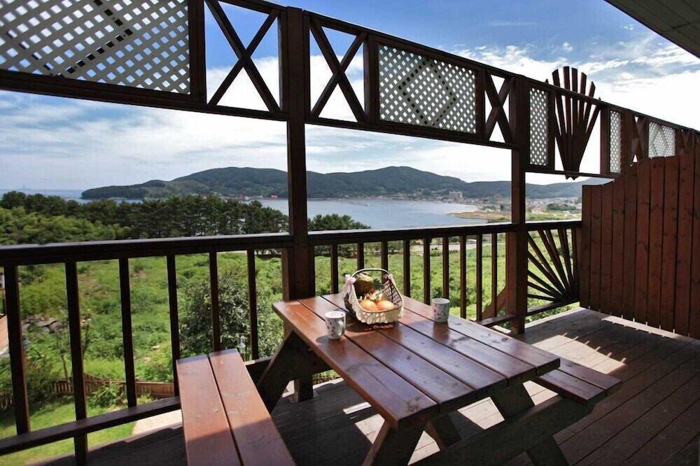 Aroma Tree Pension