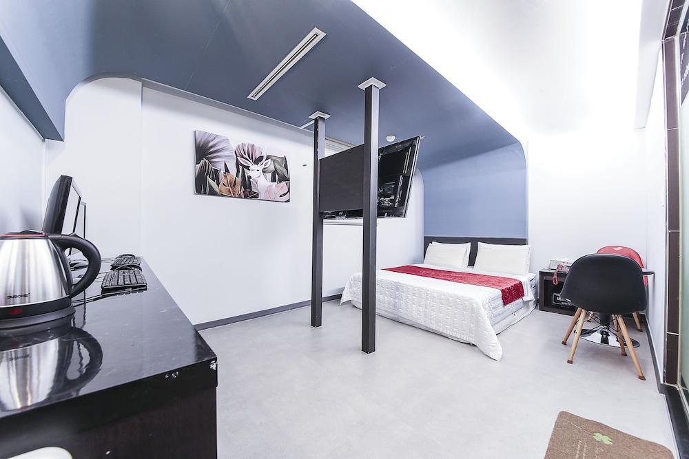 New Star Motel