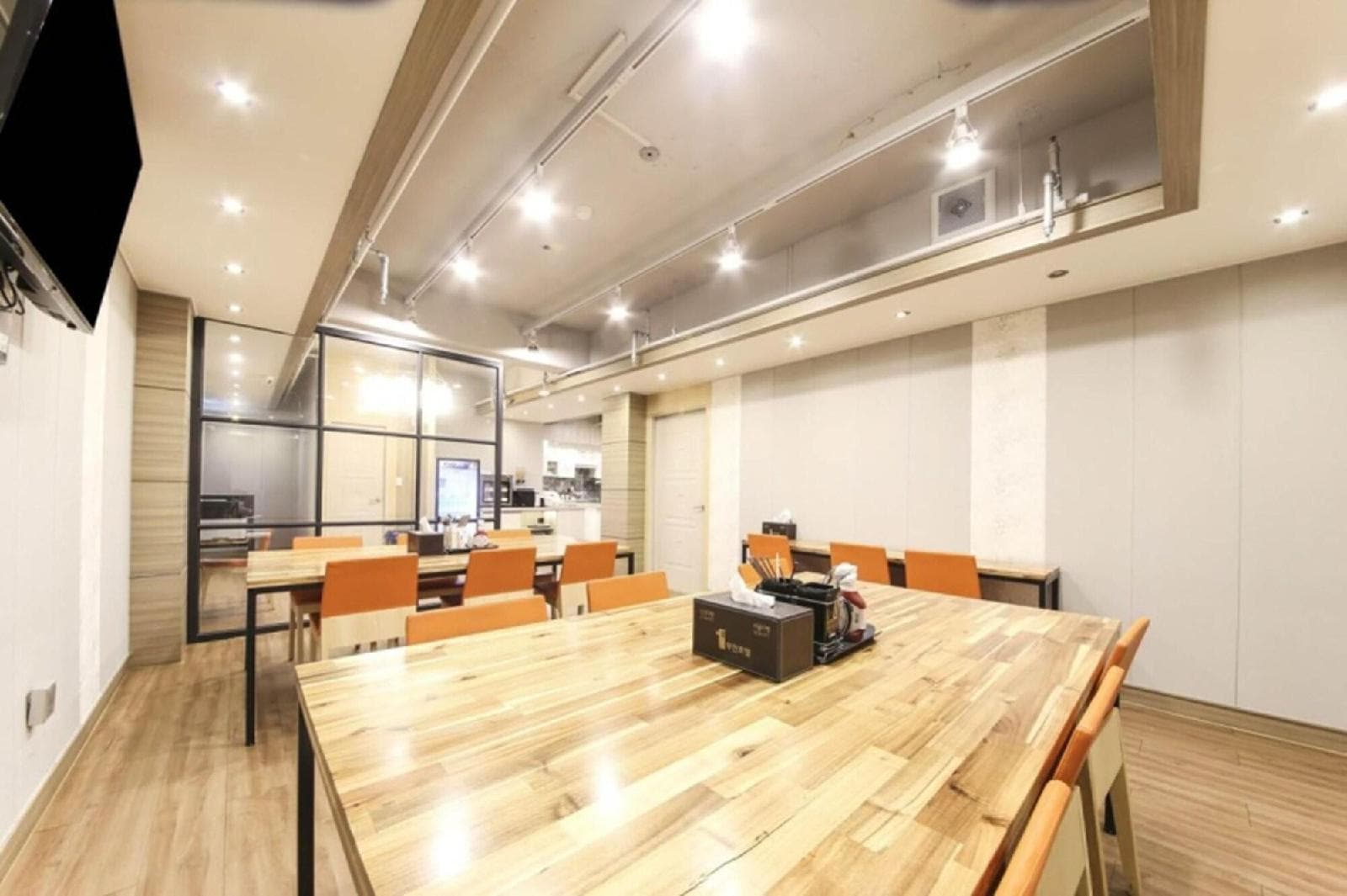 Hanam 1st Business Hotel