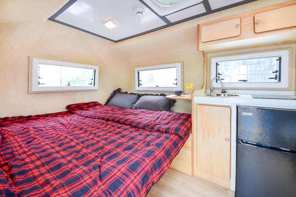 Gangneung Good Camping & Pension