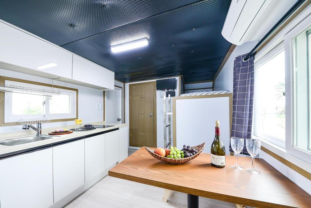 Gangneung Good Camping & Pension