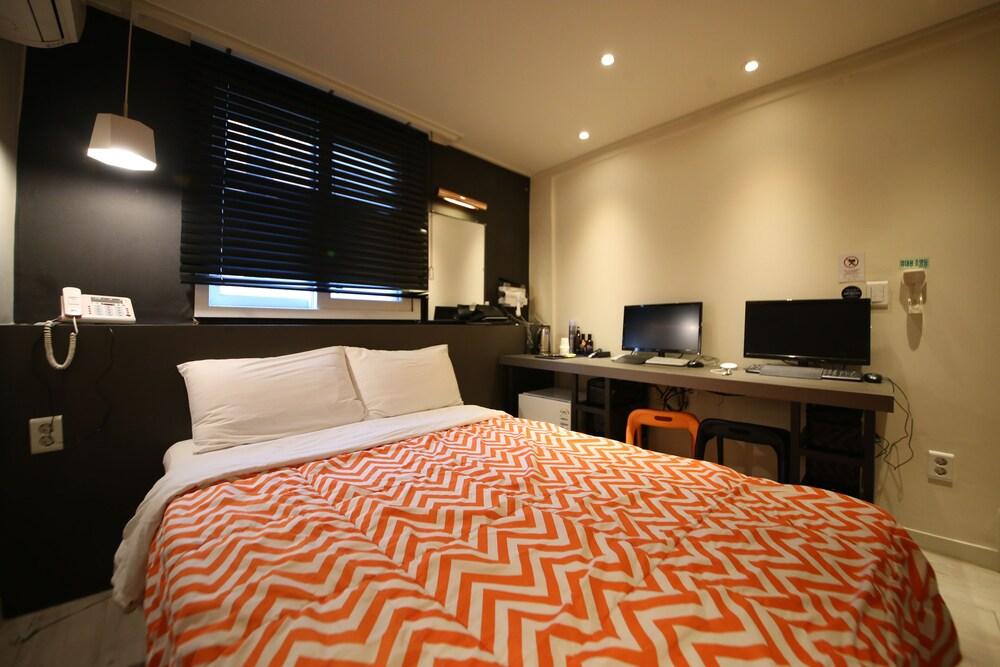 Hotel Real
