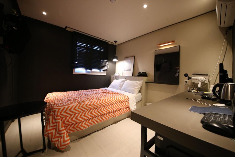 Hotel Real