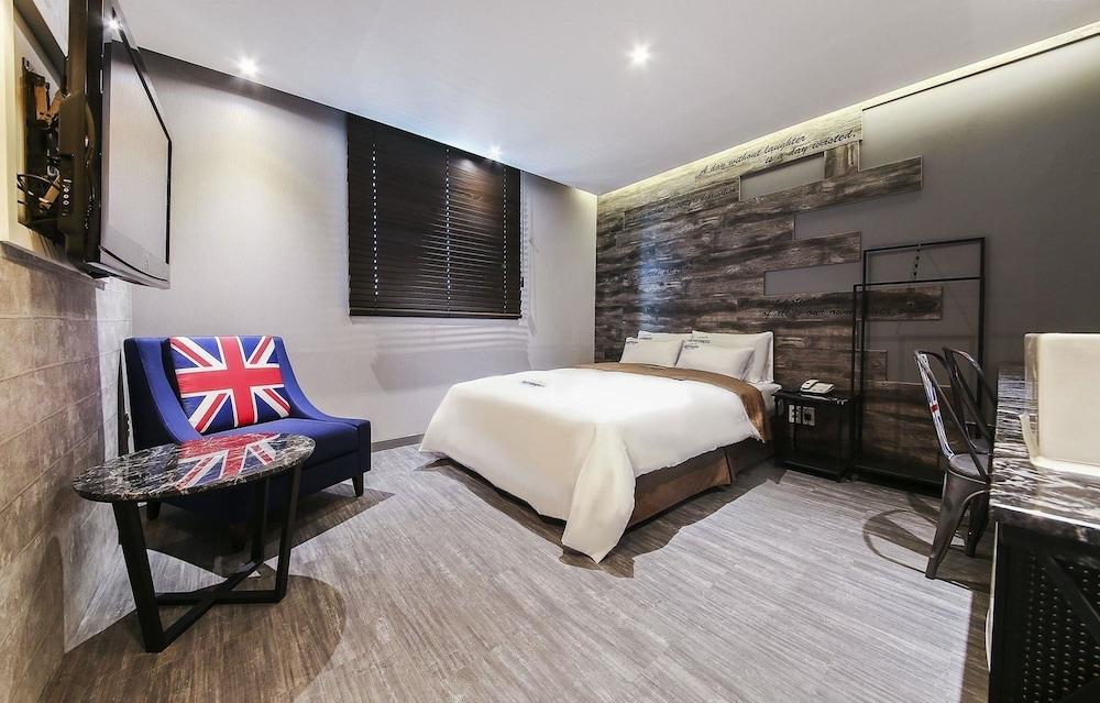 California Hotel