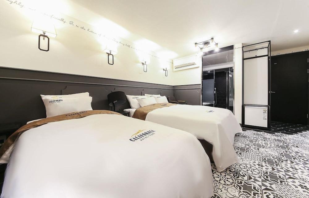 California Hotel