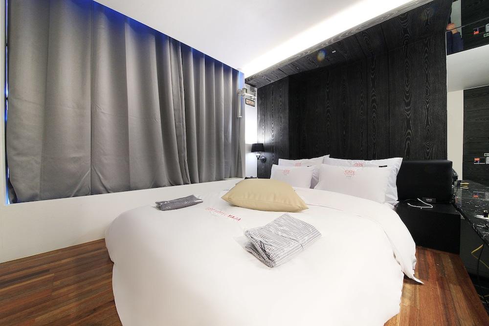 Yaja Hotel Wirye