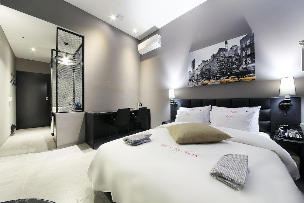 Yaja Hotel Wirye