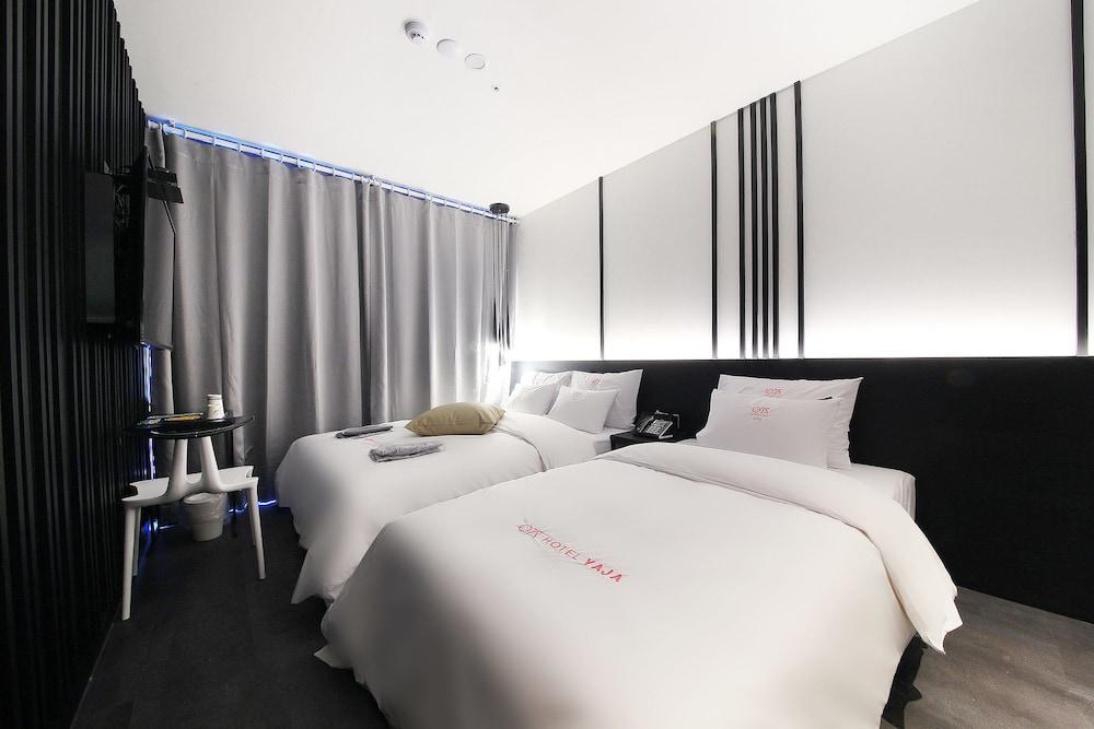 Yaja Hotel Wirye