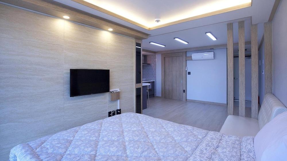 Donghae Haru Pension