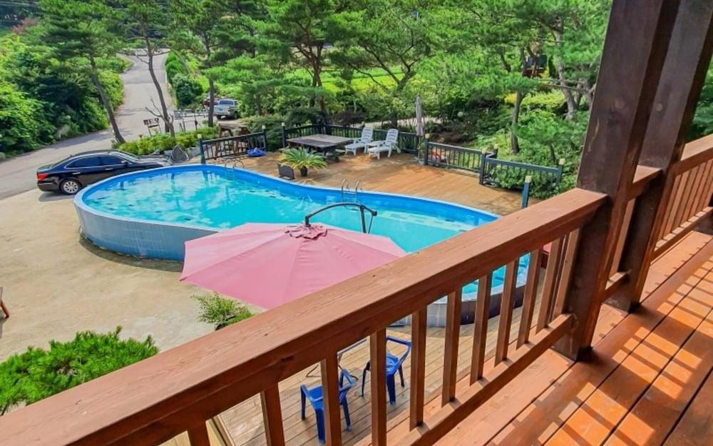 Oak Vill Pension