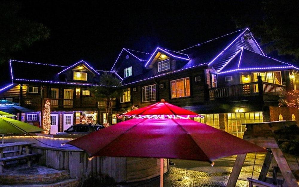 Oak Vill Pension