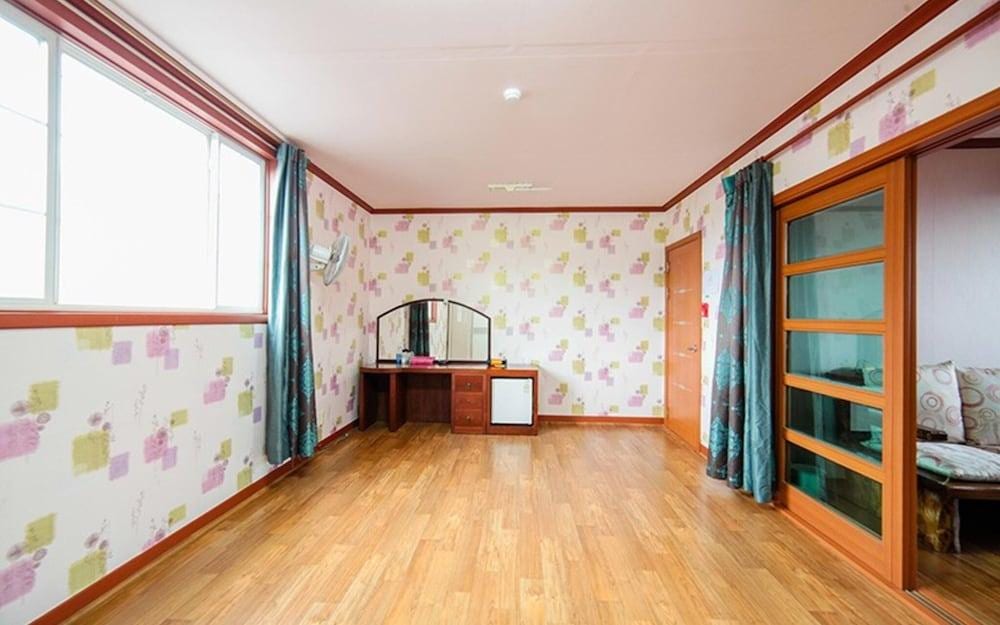 Oak Vill Pension