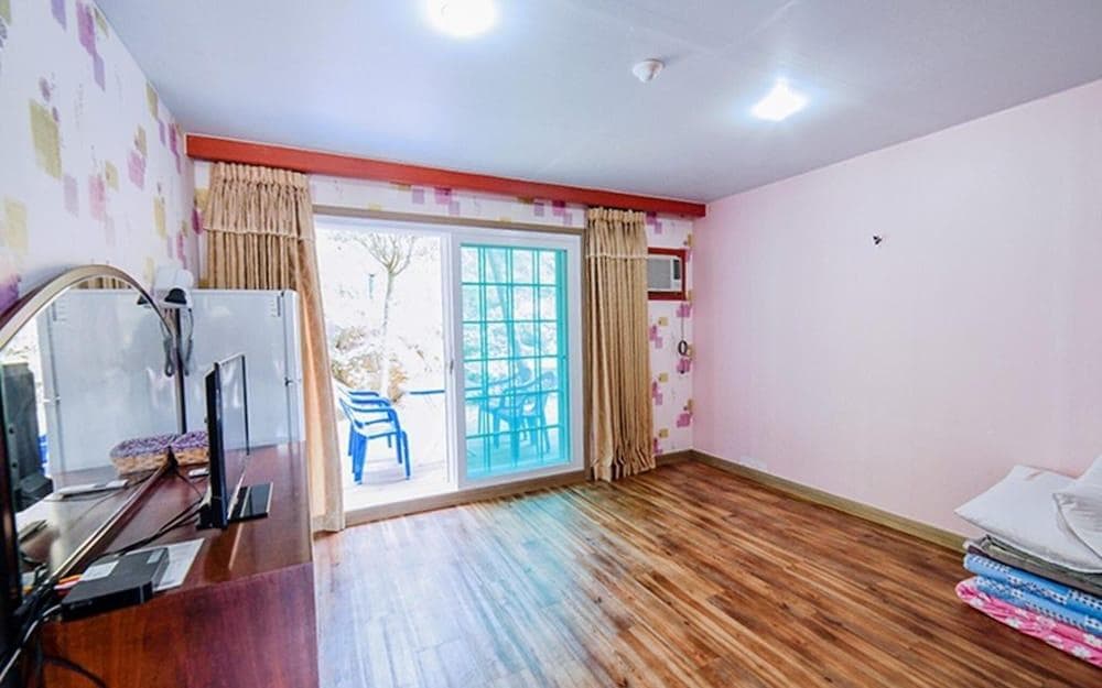 Oak Vill Pension