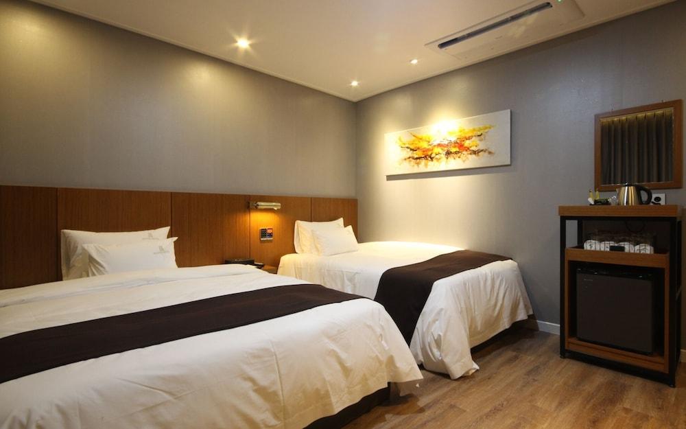 Muro Hotel