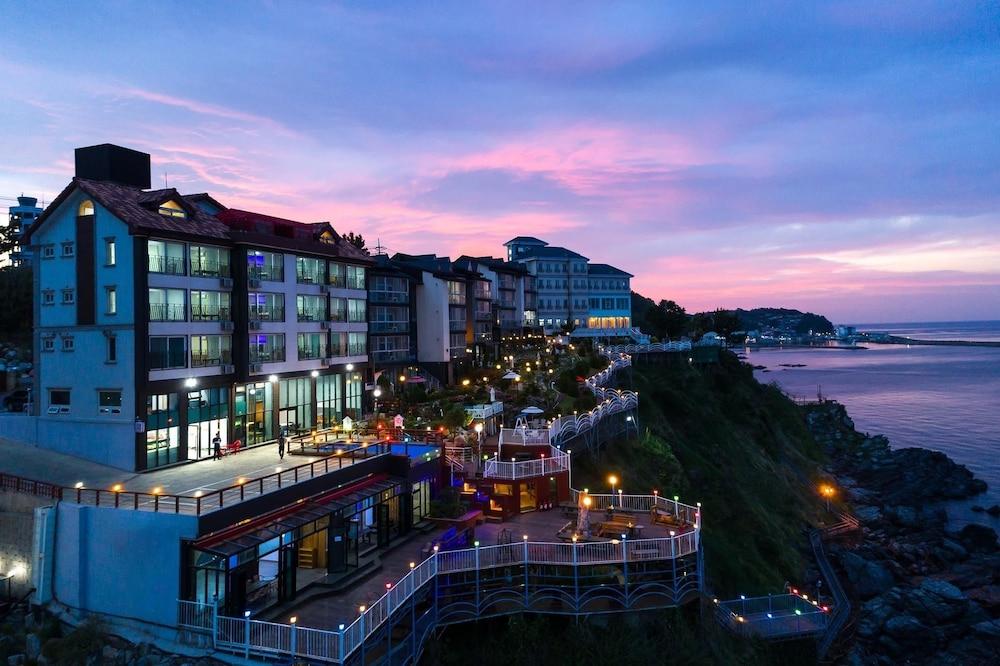Pension Venezia In Samcheok