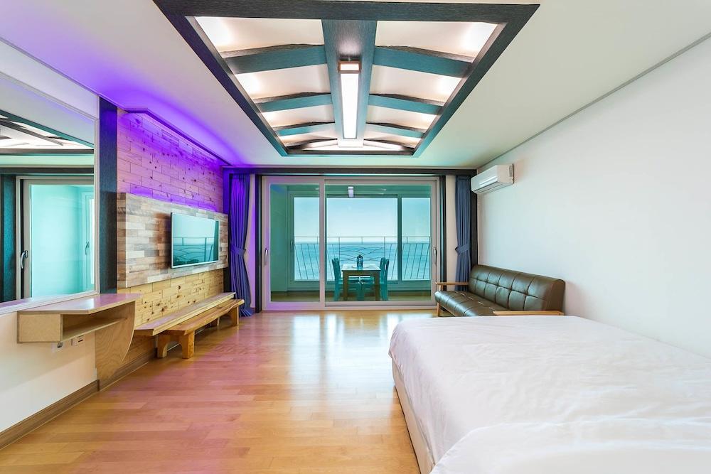 Pension Venezia In Samcheok