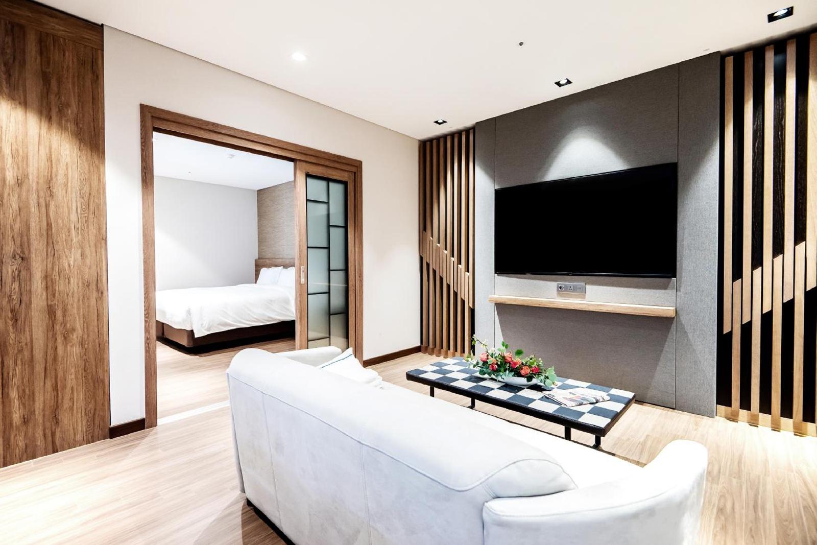Hotel Intrada Icheon