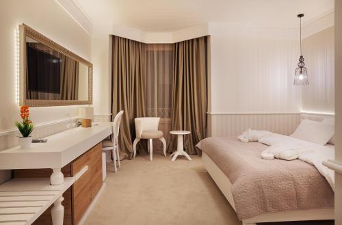 Castello Boutique Hotel