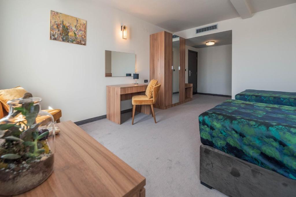 Hotel Aloha