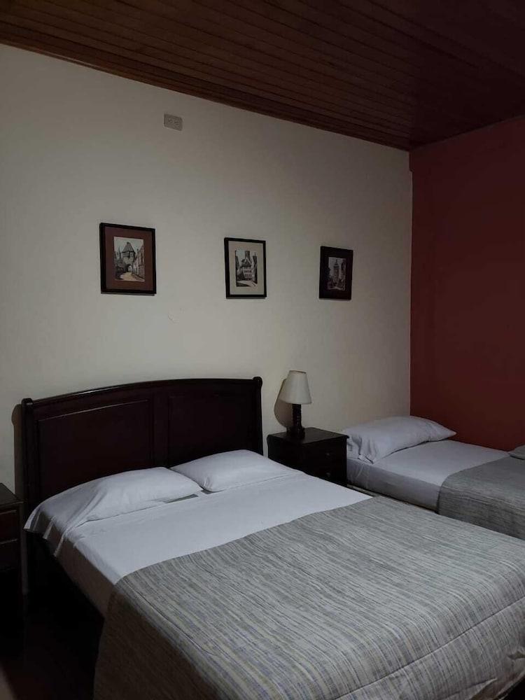 Hotel Alsacia