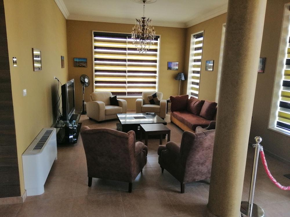 Zahle Hills Hotel
