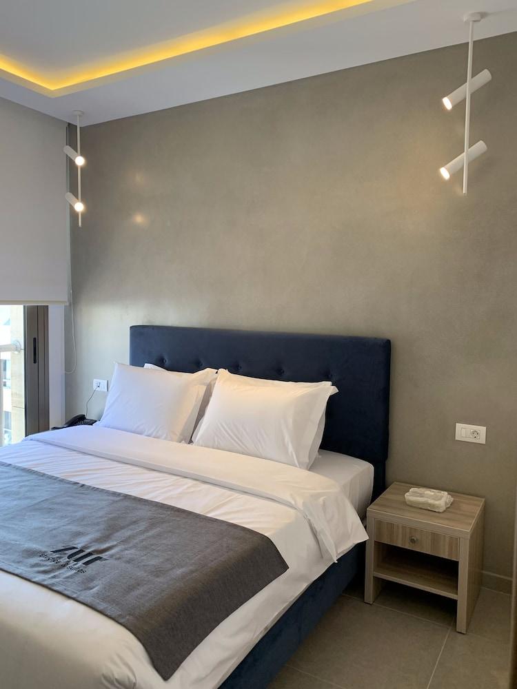 ZUR Studios & Suites