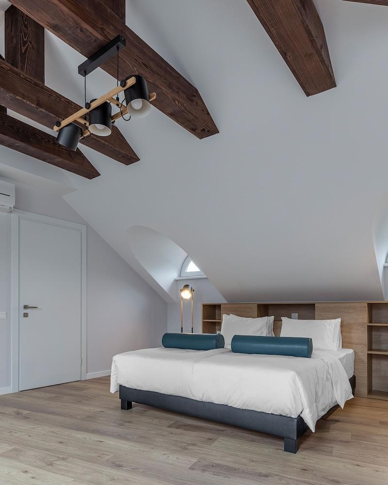 Kontrakt Boutique Hotel
