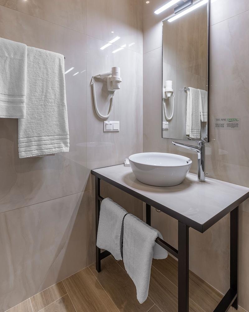 Kontrakt Boutique Hotel