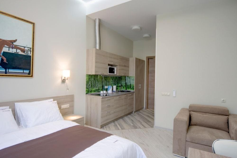 Summit Apart Hotel