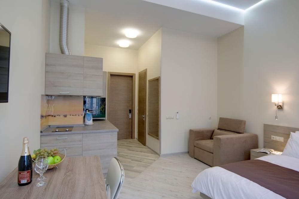 Summit Apart Hotel
