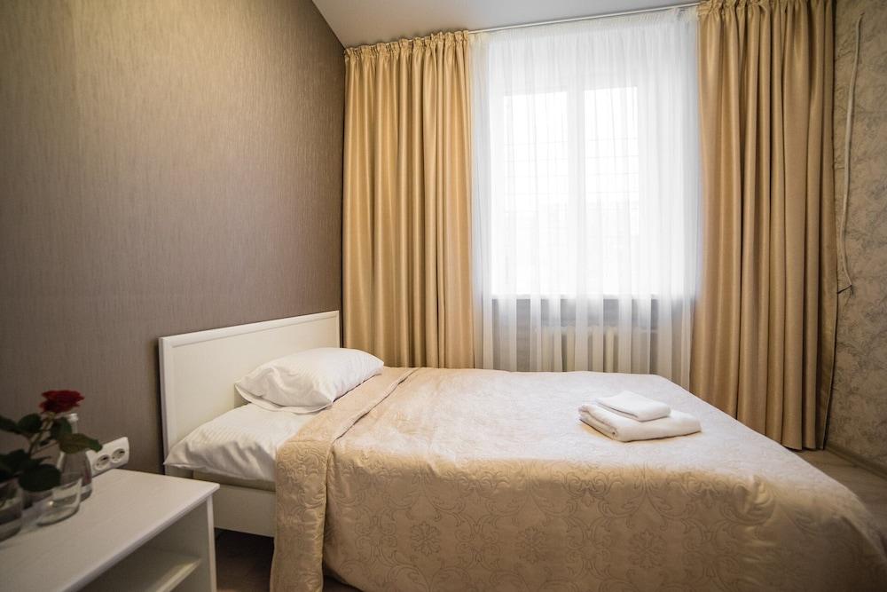 Sergeev Hotel and Hostel