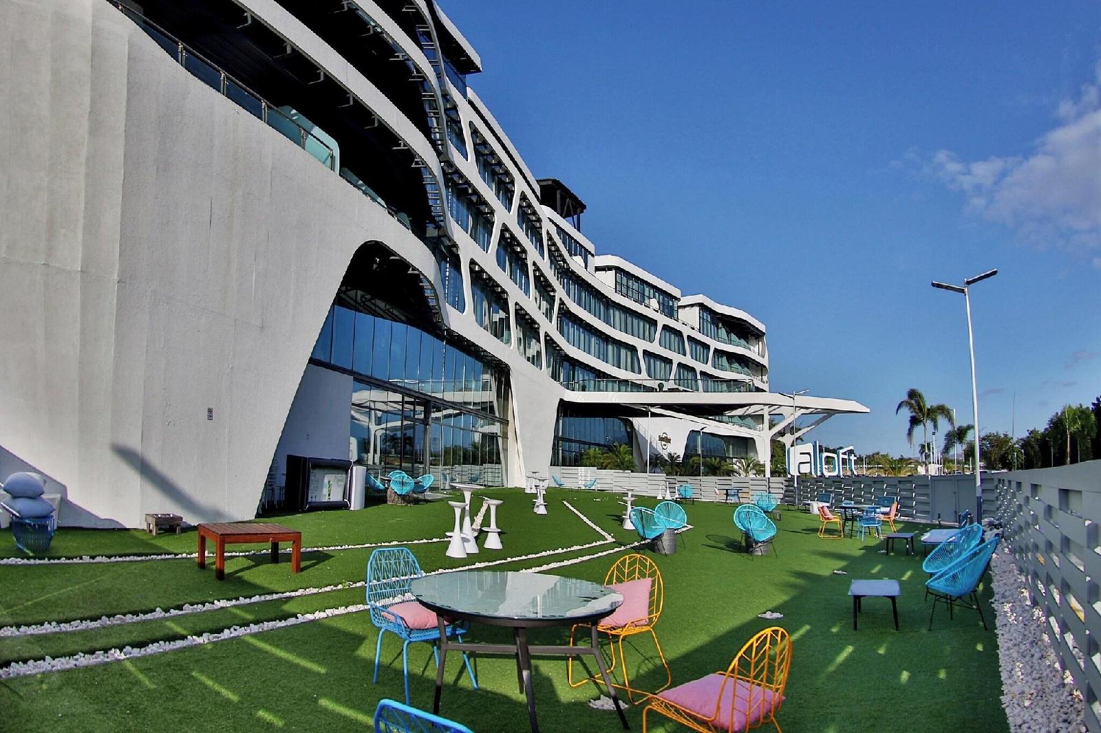 Aloft Ponce