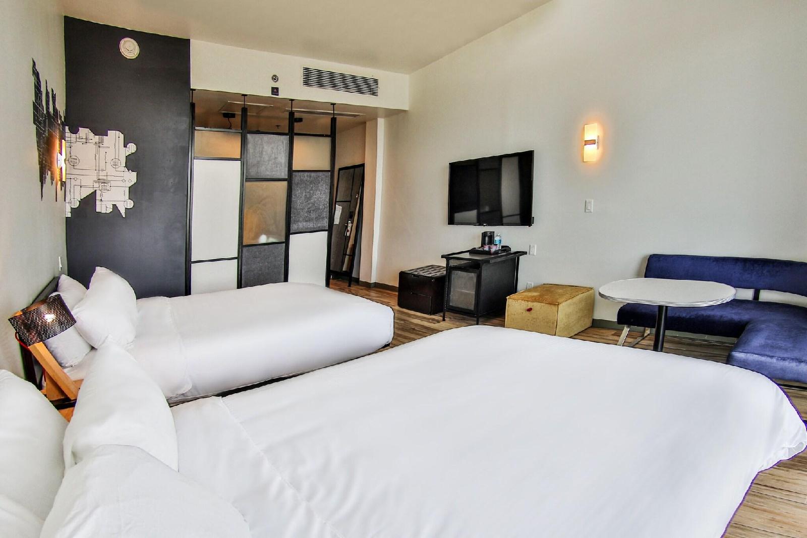 Aloft Ponce