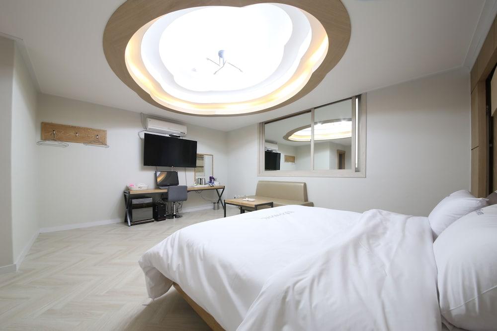 Eco Hotel
