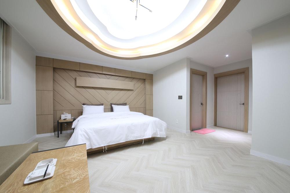 Eco Hotel