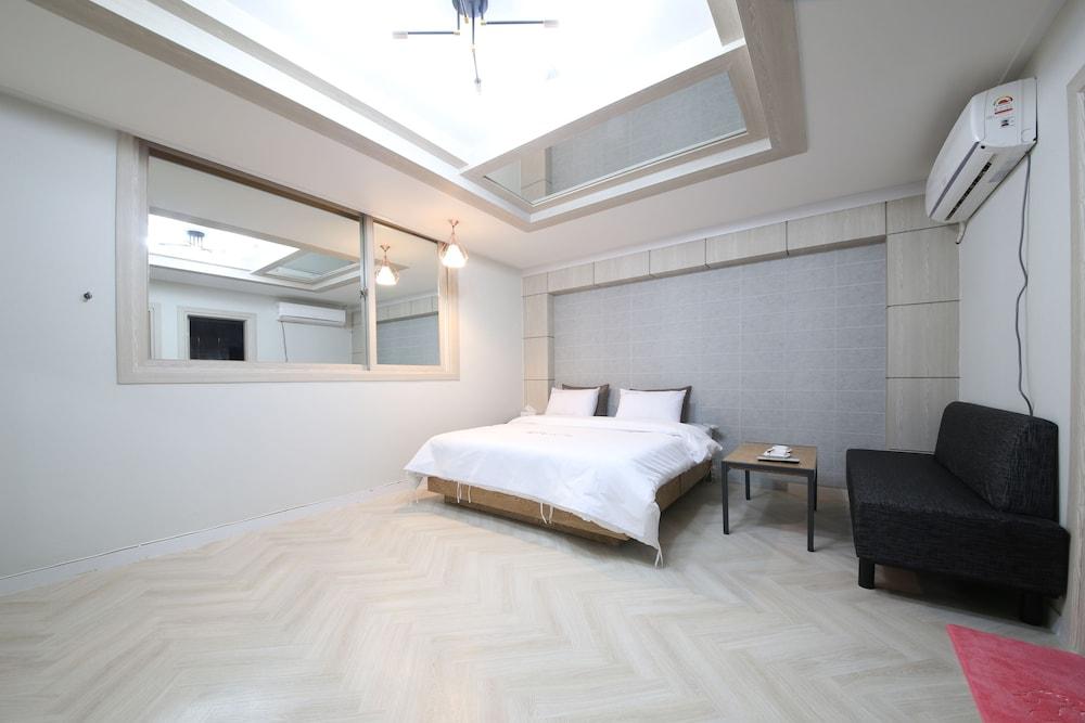 Eco Hotel