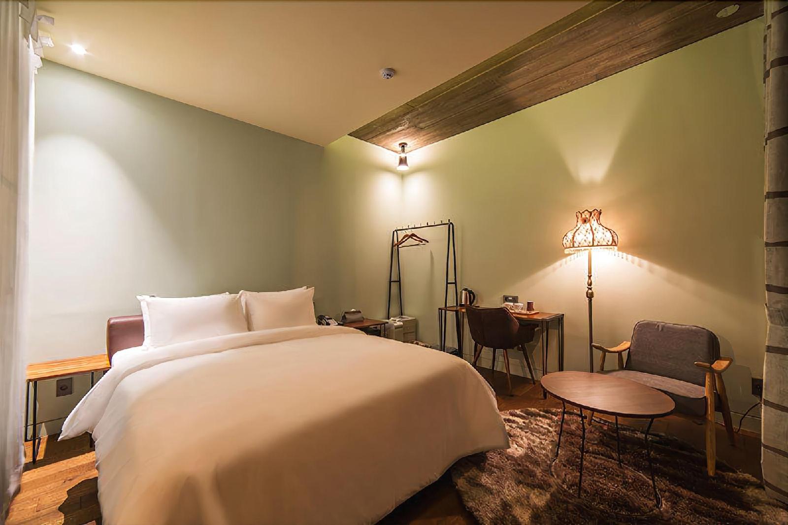 Hotel March