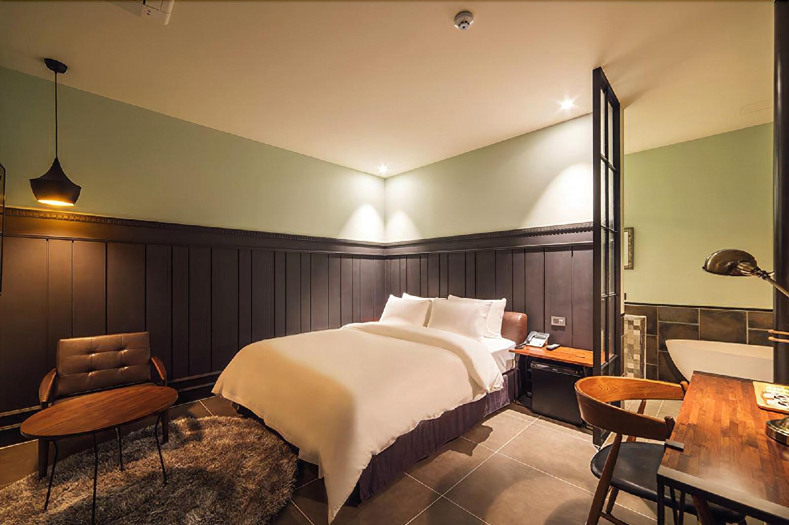Hotel March