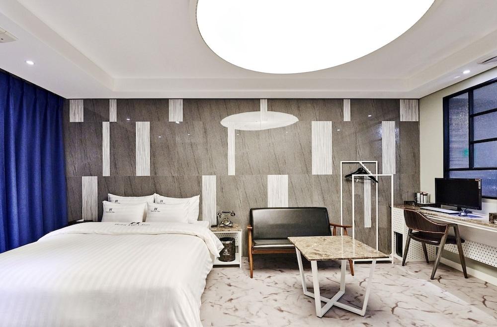 Hotel The Class
