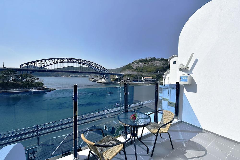 Tongyeong Grande Hostel